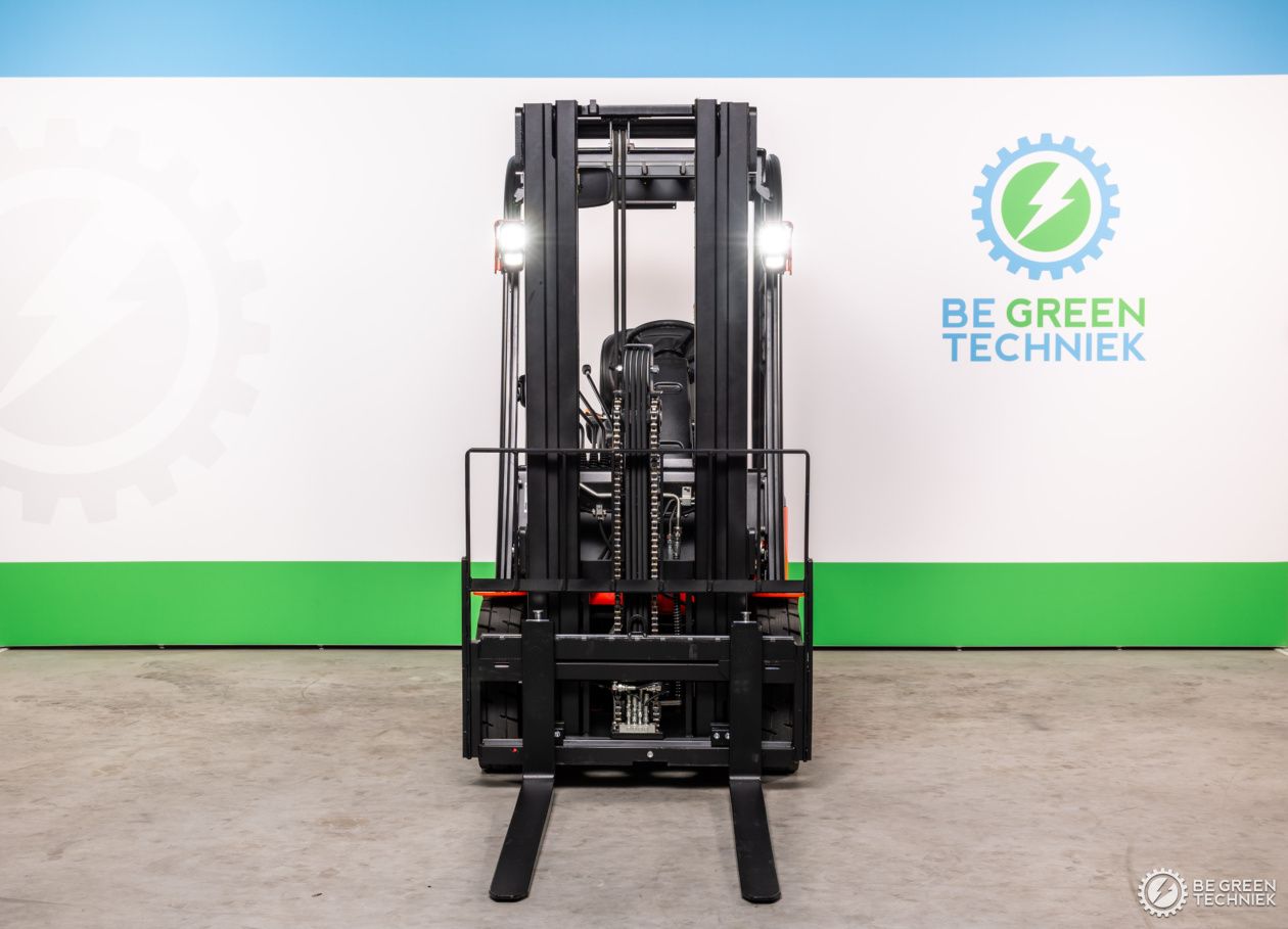 Heftruck leasen als duurzame keuze voor moderne werkgevers